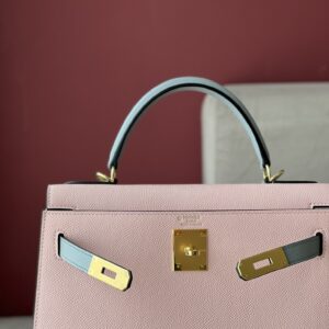 Hermes Kelly 25 Rose Sakura & Gris Perle Chèvre Epsom Leather Gold Hardware
