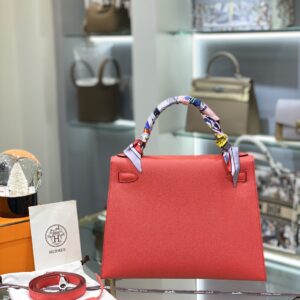 Hermes Kelly 28 Pink Rose Epsom Leather Palladium Hardware