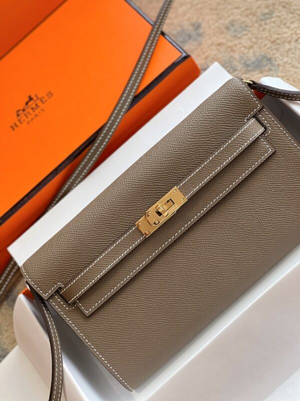 Hermes Kelly WOC 20 Gold Hardware