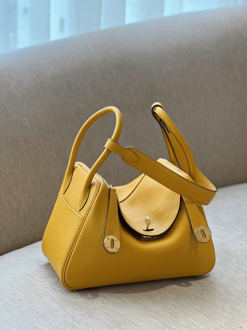 Hermes Lindy 26 Yellow Gold Hardware