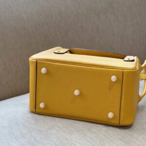 Hermes Lindy 26 Yellow Gold Hardware