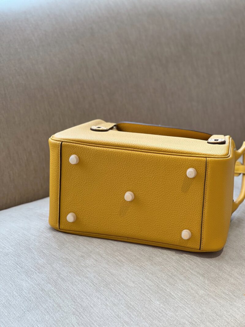 Hermes Lindy 26 Yellow Gold Hardware