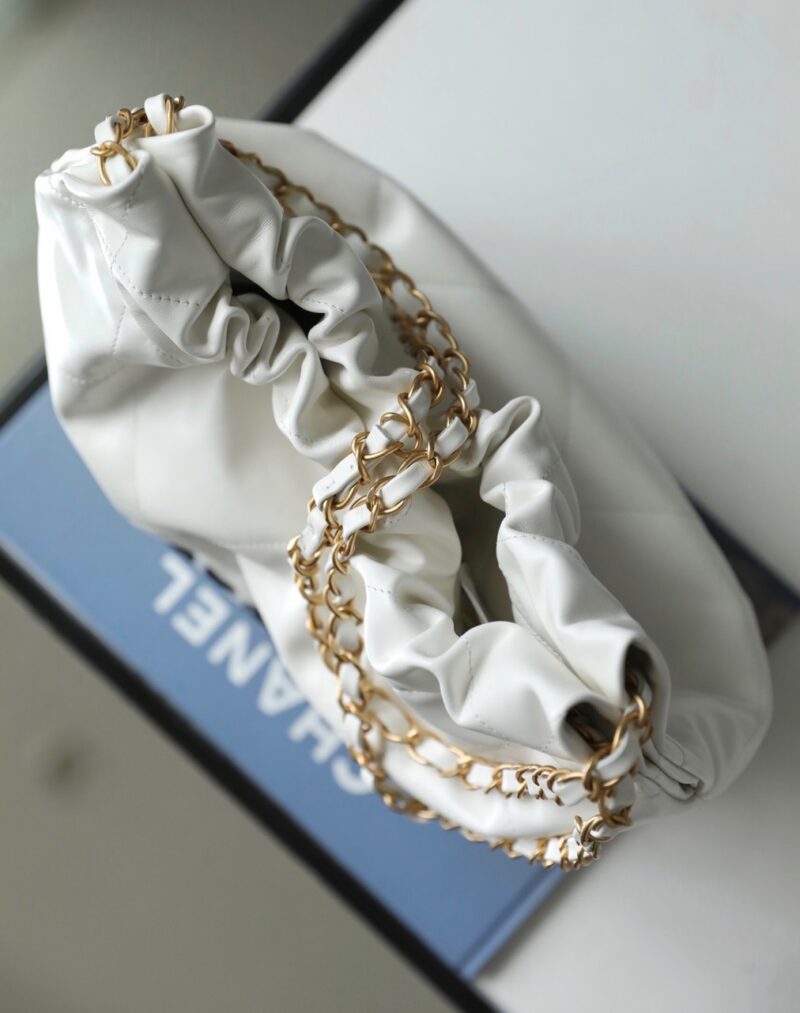 Chanel 11 Handbag 22 Shopping Woman’s White Smooth Leather 35cm