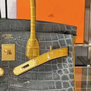 Hermes Birkin 30 Gray/Gold Genuine Crocodile Leather Gold Hardware – Custom Made