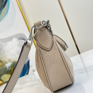 Louis Vuitton LV Baia Mahina Mono Pattern Like Auth Handbags 26x17x7.5cm