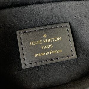 Louis Vuitton LV Camera Box Monogram Like Auth Handbags 12.5×17.6x6cm