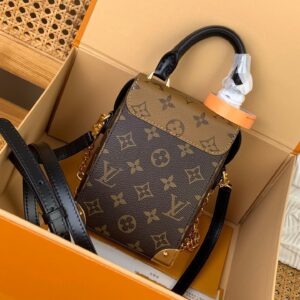 Louis Vuitton LV Camera Box Monogram Like Auth Handbags 12.5×17.6x6cm