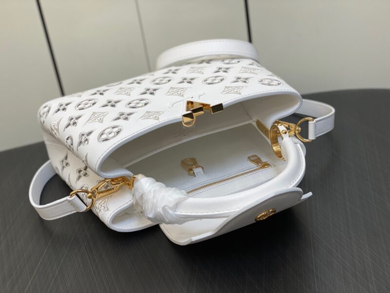 Louis Vuitton LV Capucines BB White Handbags 27x18x9cm