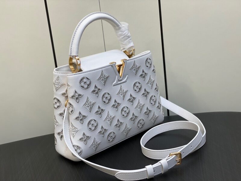 Louis Vuitton LV Capucines BB White Handbags 27x18x9cm