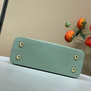 Louis Vuitton LV Capucines BB Cowhide Leather Handbags 21x14x8cm