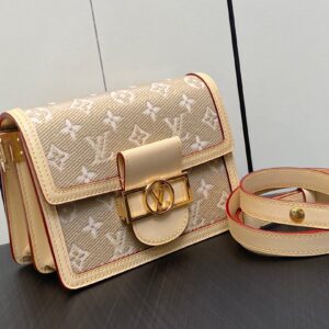 Louis Vuitton LV Dauphine Monogram Like Auth Handbags 20x15x9cm