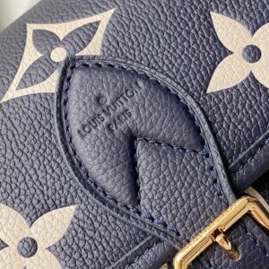 Louis Vuitton LV Diane Handbags Embossed Pattern 23x16x8.5cm