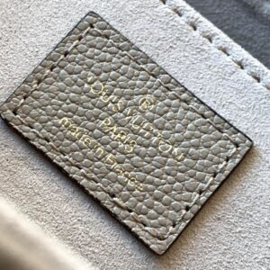 Louis Vuitton LV Favorite Brown Like Auth Handbags Lock Gold 24x14cm