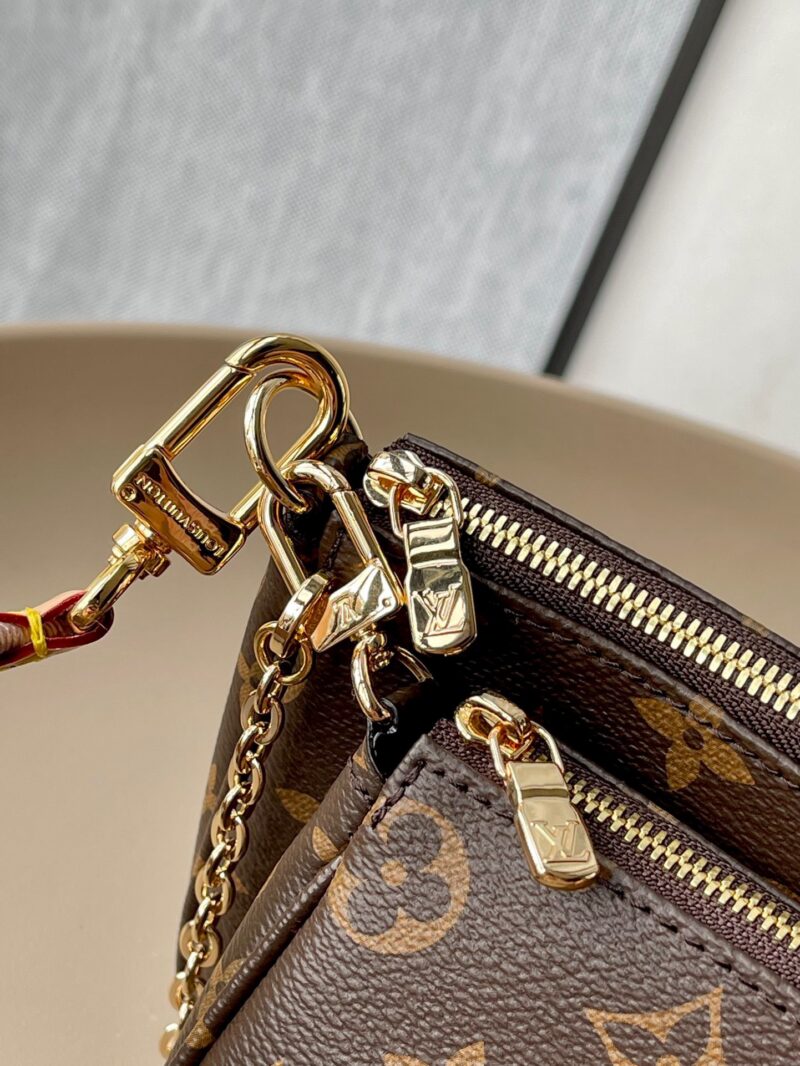 Louis Vuitton LV Multi Pochette Handle Monogram Handbags 24x16x6cm