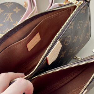 Louis Vuitton LV Multi Pochette Handle Monogram Handbags 24x16x6cm