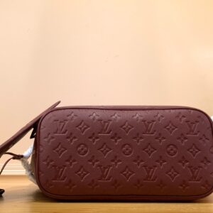 Louis Vuitton LV Never Full Plum Red Handbags 32x29x17cm