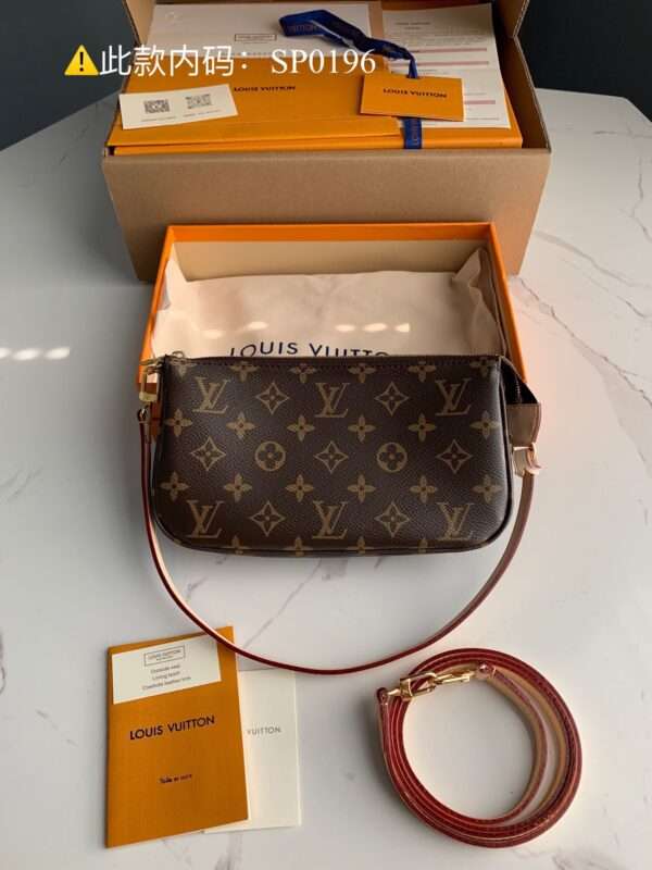 Louis Vuitton LV Pochette Monogram Woman’s Handbags 23.5×13.5cm