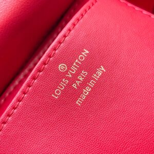 Louis Vuitton LV Twist Like Auth Woman’s Red Handbags Smooth Leather 23cm