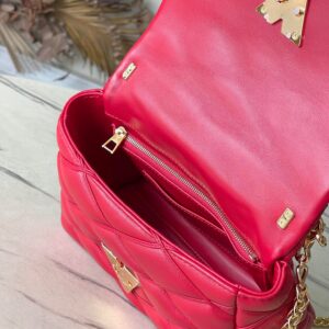 Louis Vuitton LV Twist Like Auth Woman’s Red Handbags Smooth Leather 23cm