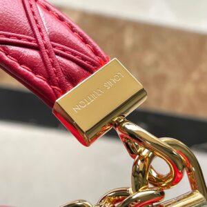 Louis Vuitton LV Twist Like Auth Woman’s Red Handbags Smooth Leather 23cm