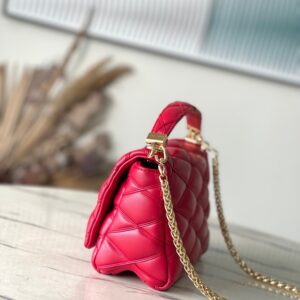 Louis Vuitton LV Twist Like Auth Woman’s Red Handbags Smooth Leather 23cm