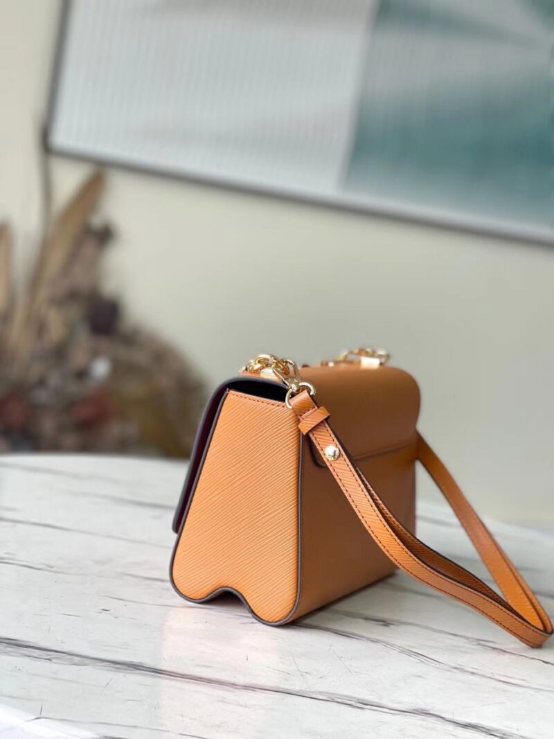 Louis Vuitton LV Twist Mini Orange Handbags 23x17x9cm