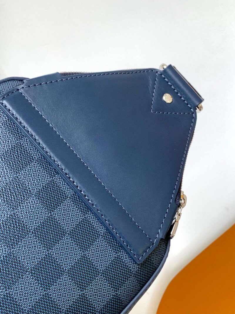 Louis Vuitton LV Avenue Men’s Handbag Replica Checkerboard Pattern 20x31x7cm