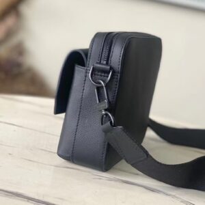 Louis Vuitton LV Fastline Men’s Handbag Black 23.5x18x7cm