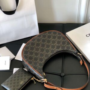 Celine Triomphe 23x14x7cm