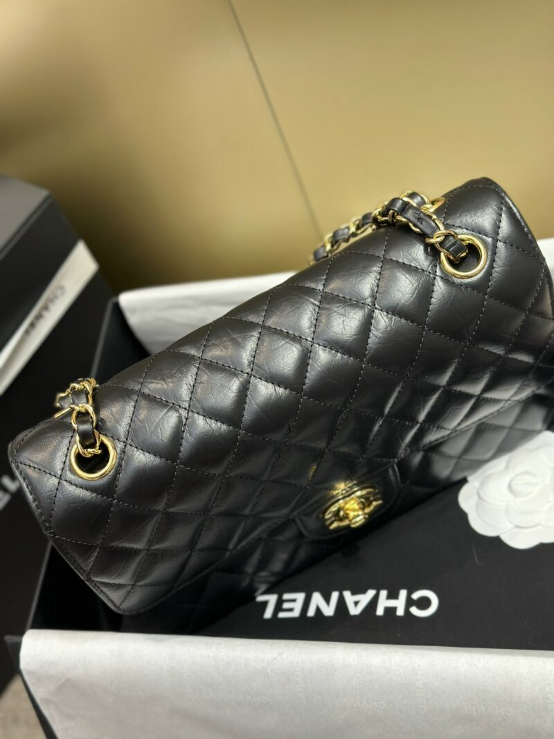 Chanel Classic Lock Gold With Black Wrinkled Skin Like Auth Handbags 25cm