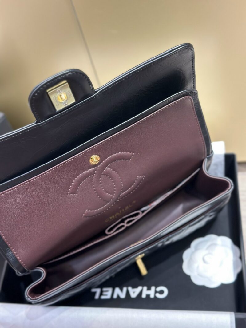 Chanel Classic Lock Gold With Black Wrinkled Skin Like Auth Handbags 25cm
