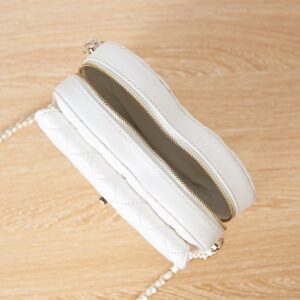 Chanel The One Like Auth Handbags Smooth Leather Heart-Pattern Milk Lock Gold 16.5x18x6.5cm