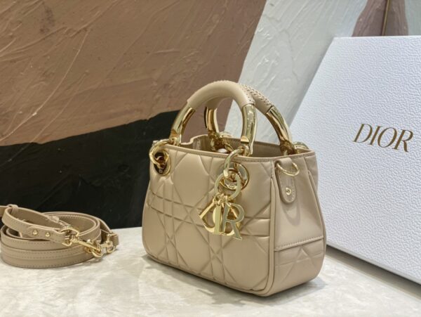 Dior Lady Women’s Handbag Beige Super Smooth Leather 20x13x8cm