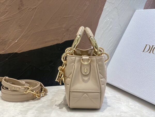 Dior Lady Women’s Handbag Beige Super Smooth Leather 20x13x8cm