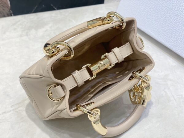 Dior Lady Women’s Handbag Beige Super Smooth Leather 20x13x8cm