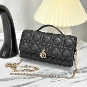 Dior Women’s Super Handbag Black Crossbody Bag 21×11.5cm