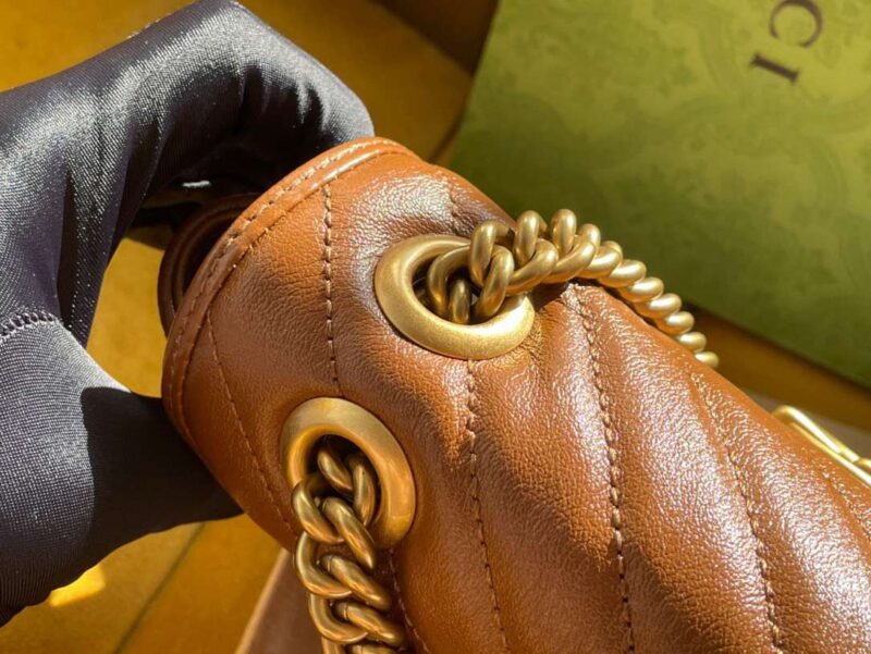 Gucci Marmont Women’s Handbag Super Brown Smooth Leather 22cm