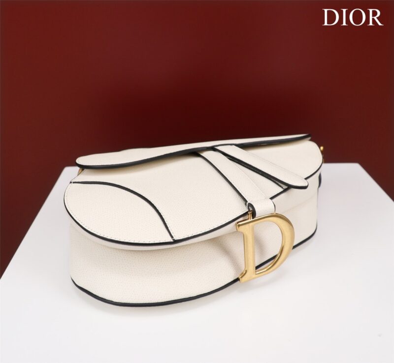 Dior Saddle 11 Handbags White Color With Lock Yellow Gold 25x20x6.5cm