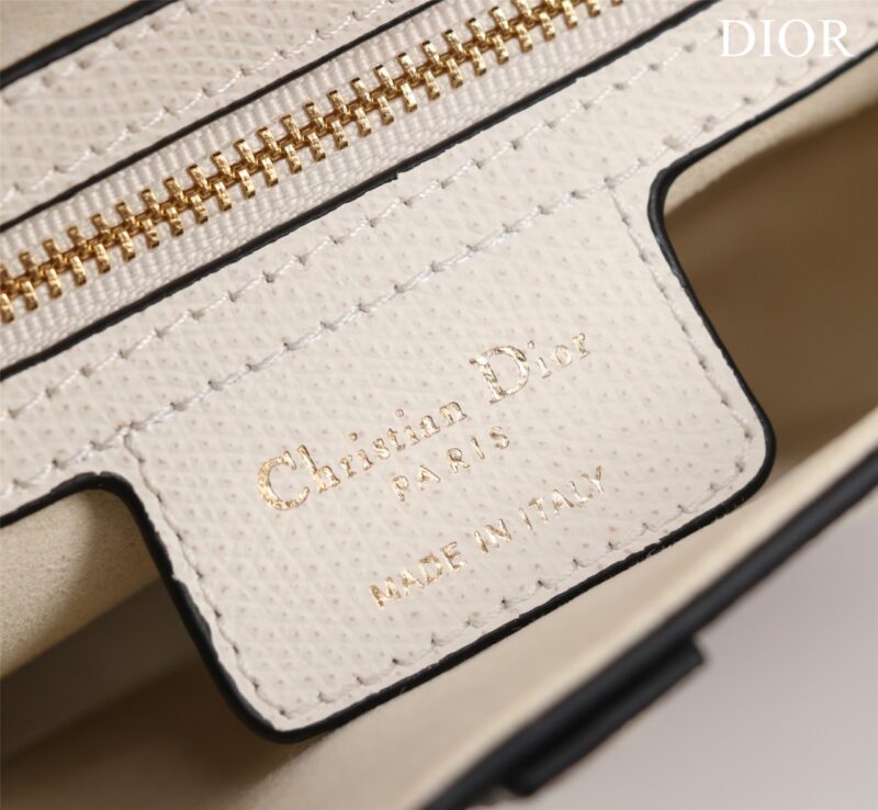 Dior Saddle 11 Handbags White Color With Lock Yellow Gold 25x20x6.5cm