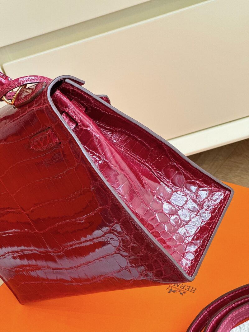 Hermes Kelly 25 Red Genuine Crocodile Leather With Gold Hardare