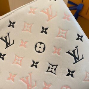 Louis Vuitton LV Coussin Monogram Like Auth Handbags Mix Pink Black Pattern 26x20x12cm