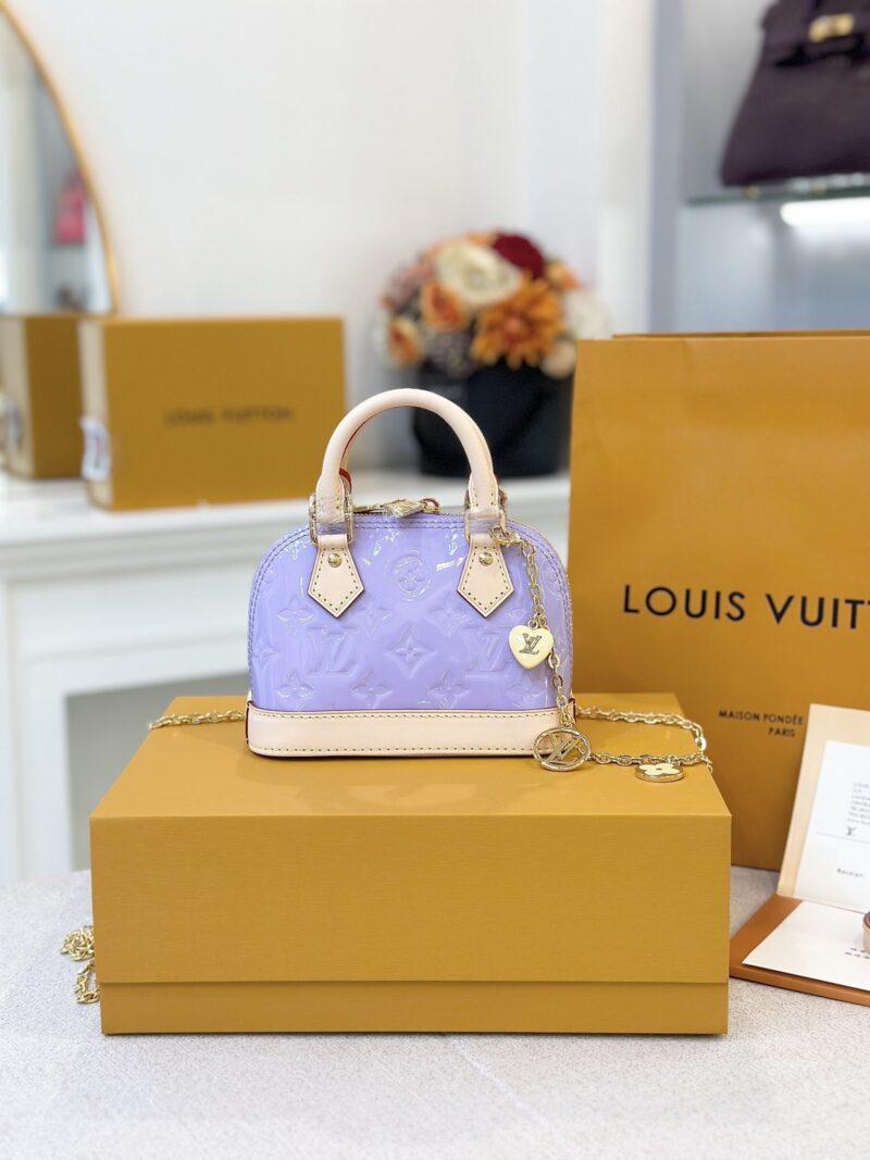 Louis Vuitton LV Nano Alma Monogram Vernis Like Auth Handbags 18x12x8cm