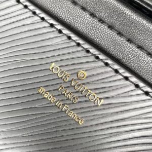 Louis Vuitton LV Twist Mini Like Auth Lock Gold Handbags 23x17x9.5cm