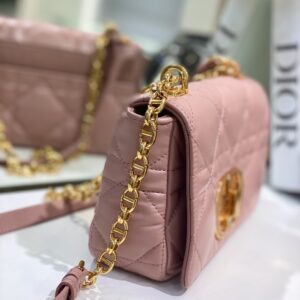 Tui-Xach-Nu-Mau-Hong-Dior-Caro-Sieu-Cap-Khoa-Vang-25cm-5 Dior Pink Plaid Super Quality Women’s Handbag with Gold Lock 25cm