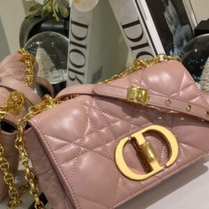 Tui-Xach-Nu-Mau-Hong-Dior-Caro-Sieu-Cap-Khoa-Vang-25cm-7-600x800-1 Dior Pink Plaid Super Quality Women’s Handbag with Gold Lock 25cm