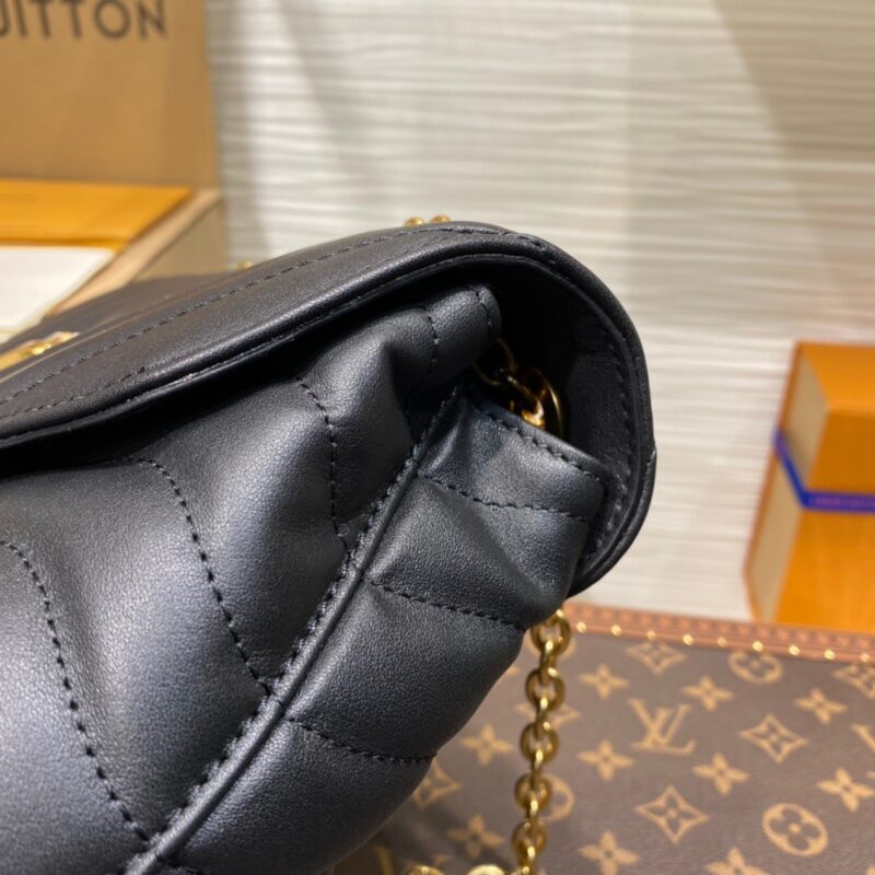 Louis Vuitton LV New Wave Black Like Auth Handbags 24x14x9cm