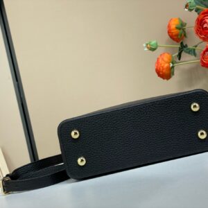 Louis Vuitton LV Capucines BB Black Cowhide Leather Handbags 21x14x8cm