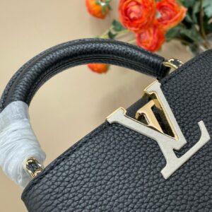 Louis Vuitton LV Capucines BB Black Cowhide Leather Handbags 21x14x8cm