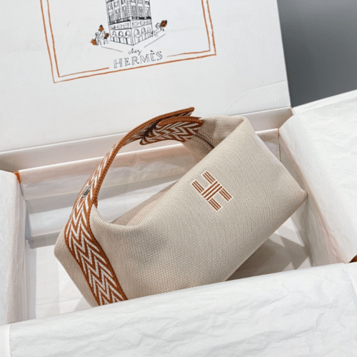 Untitled-design-2025-05-26T005920.108 Hermes Clutch Bag Bride A Brac PM Fabric 12x20x10cm