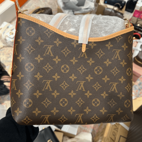 Untitled-design-2025-05-27T042418.021 Louis Vuitton Handbags LV Carry All MM Monogram Brown Color 39x30x15cm